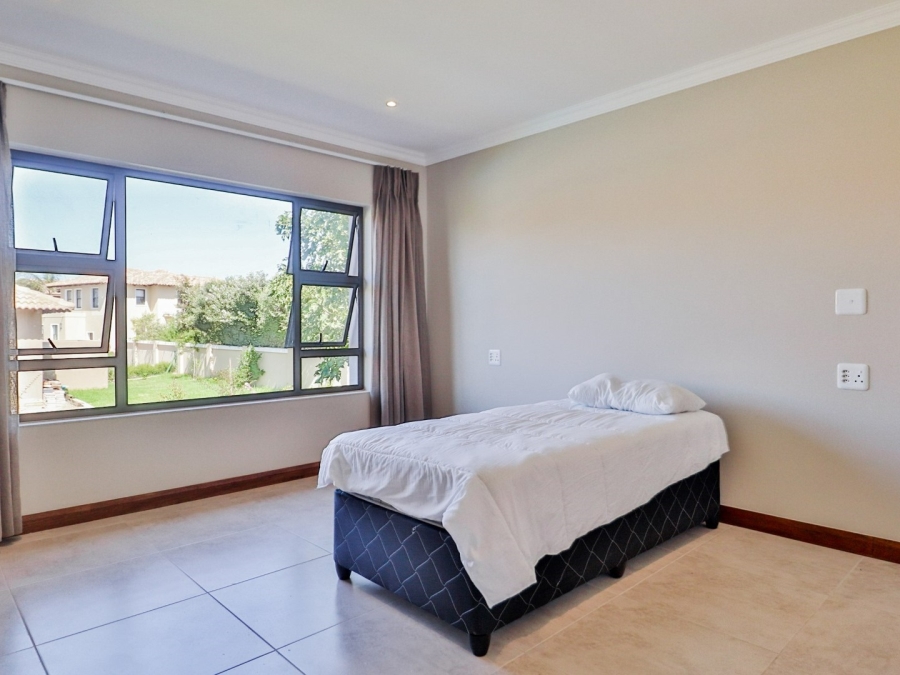 4 Bedroom Property for Sale in The Hill Western Cape